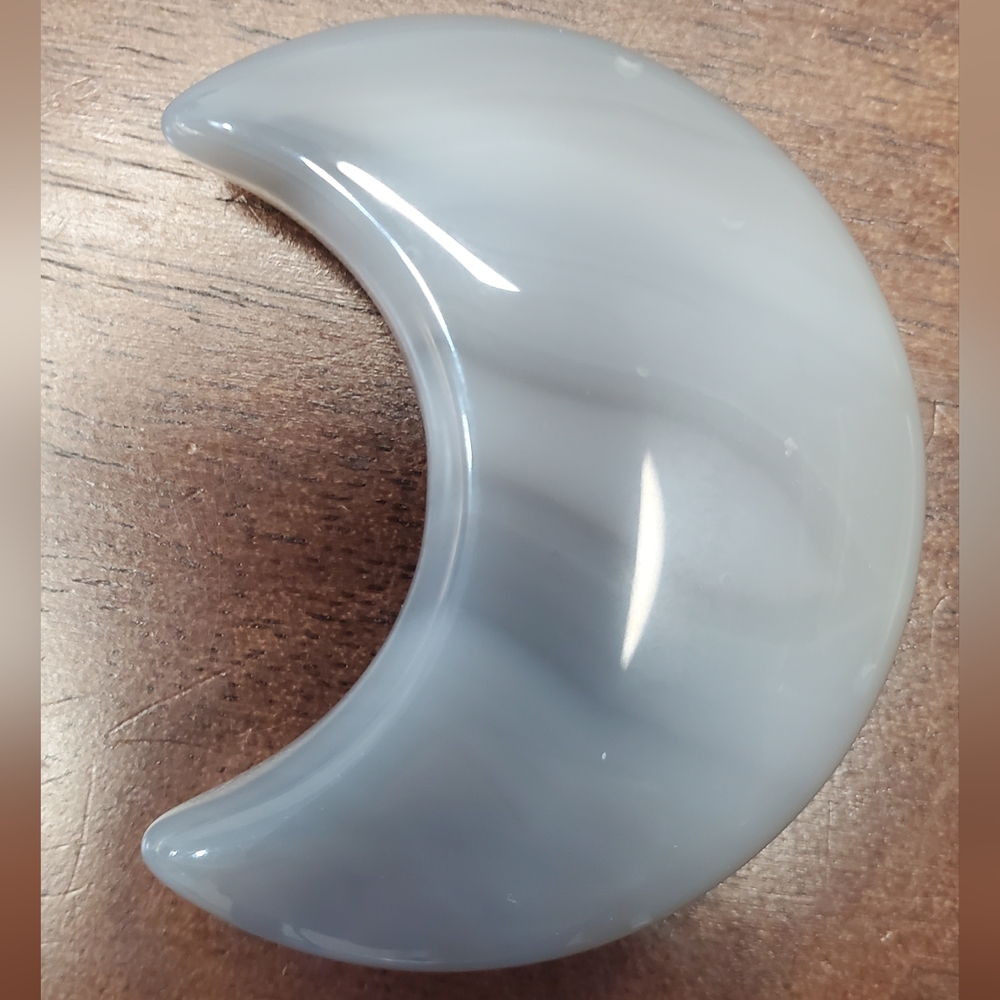 Banded Agate Crystal Moon - Picture 5 of 11